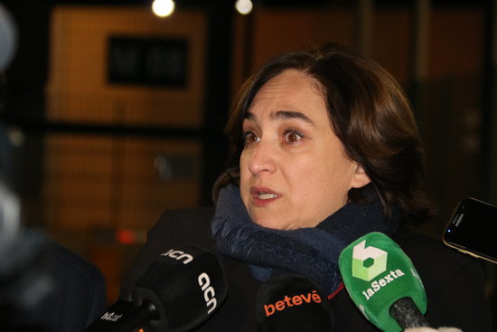 Ada Colau speaks to the media outside Lledoners prison on January 11 2019 (by Gemma Aleman)